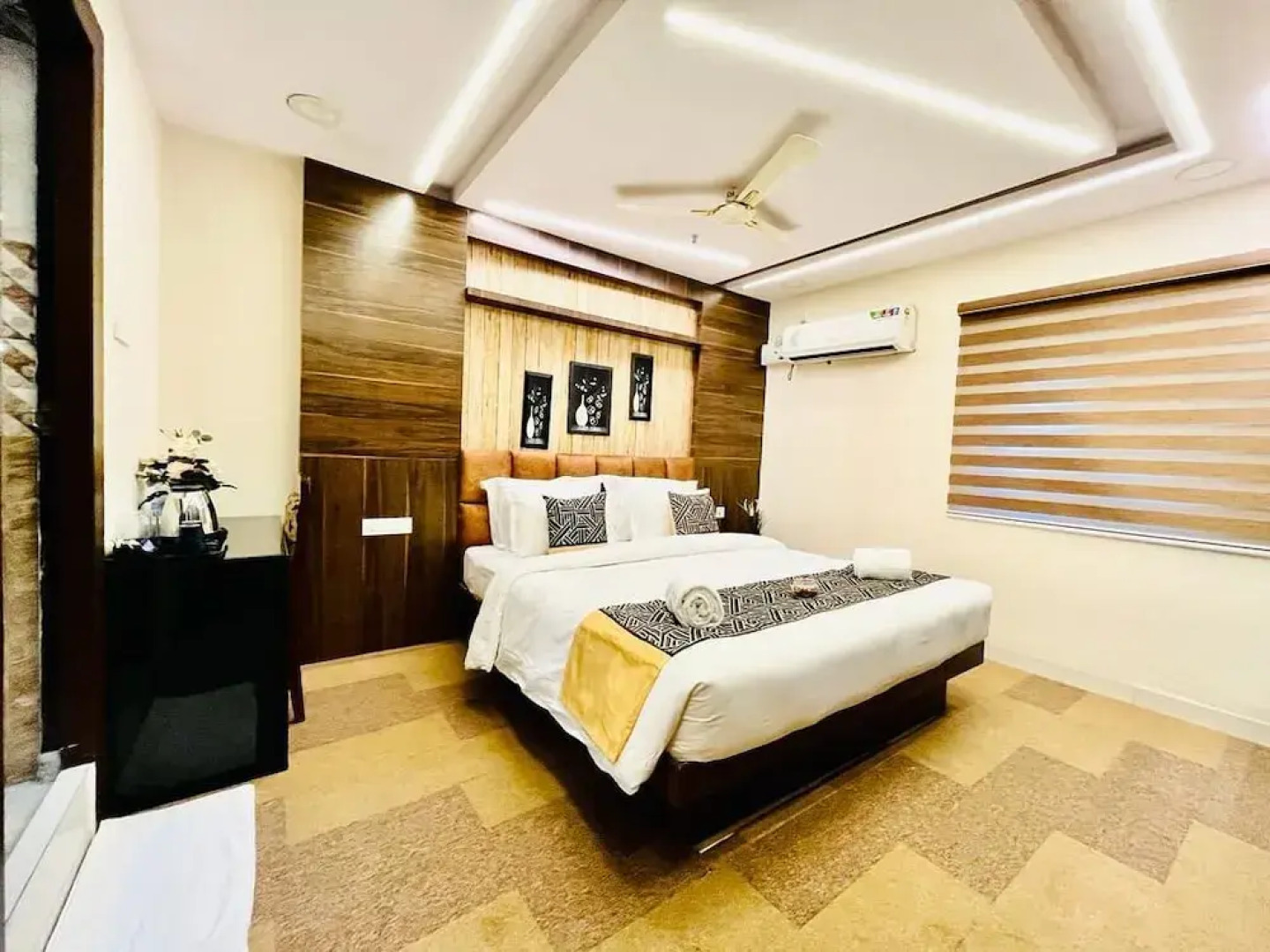 Hotel Sm Rainbow International