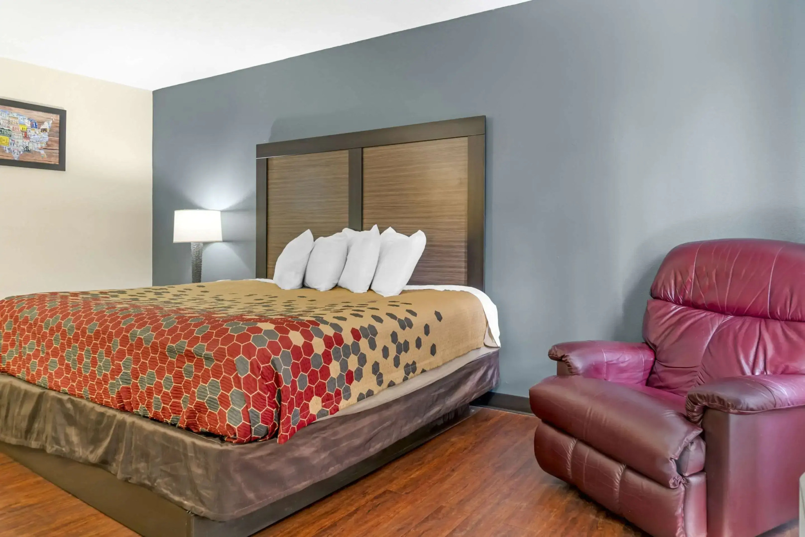 Econo Lodge Traverse City South