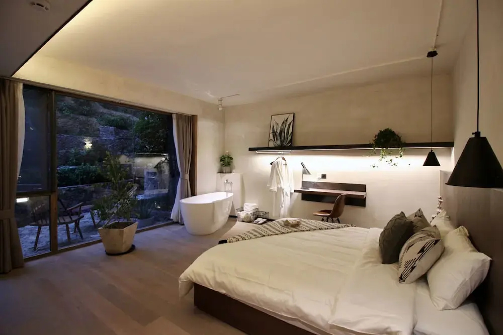 Cloud Community Guesthouse