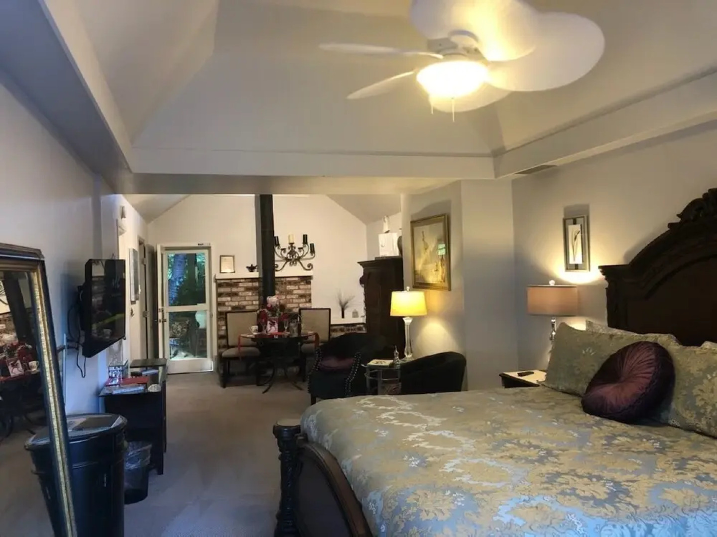 Potter's Foothill House