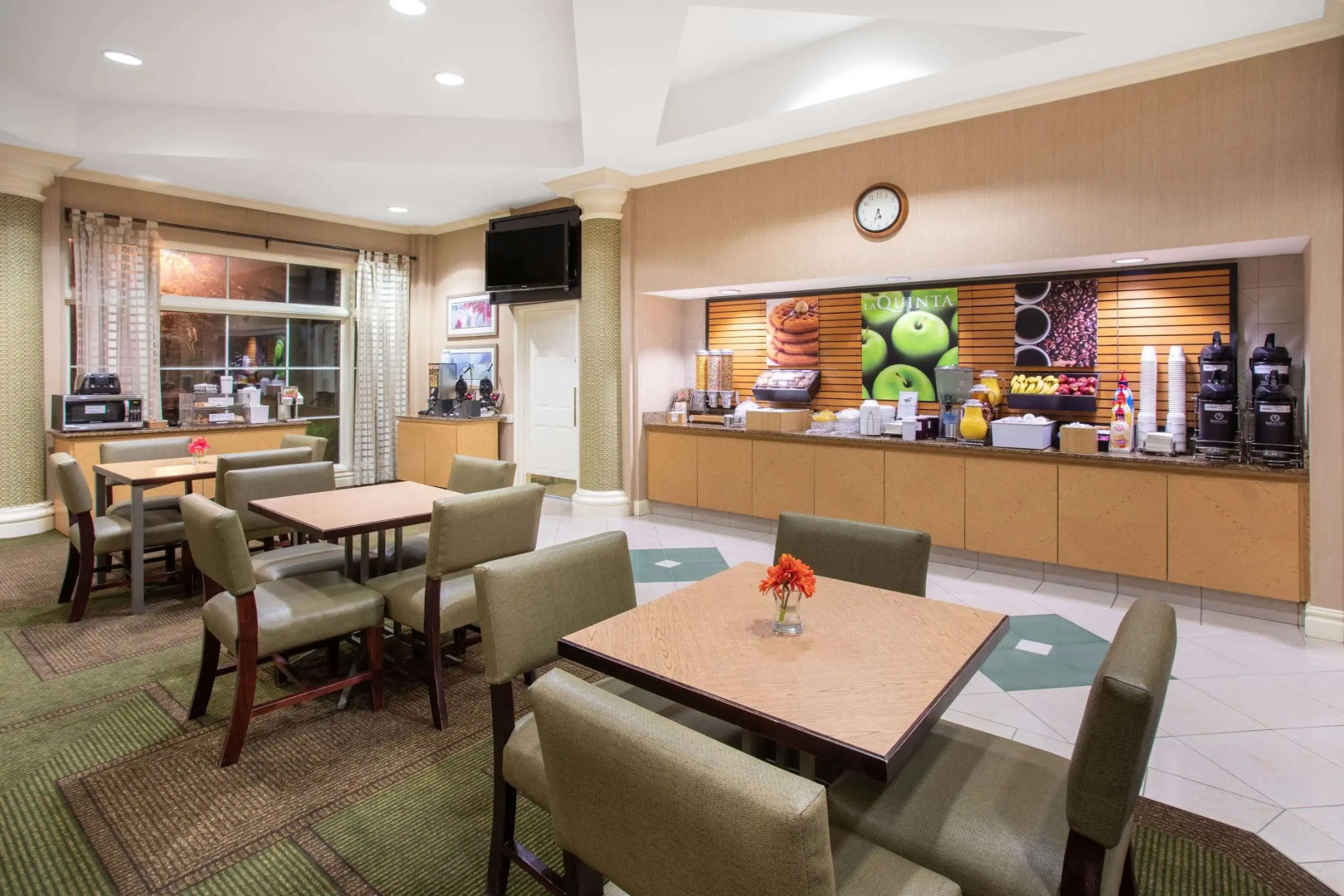 La Quinta Inn & Suites by Wyndham Denver Southwest Lakewood