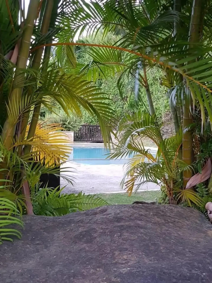 Mountain and Ocean View Lodge