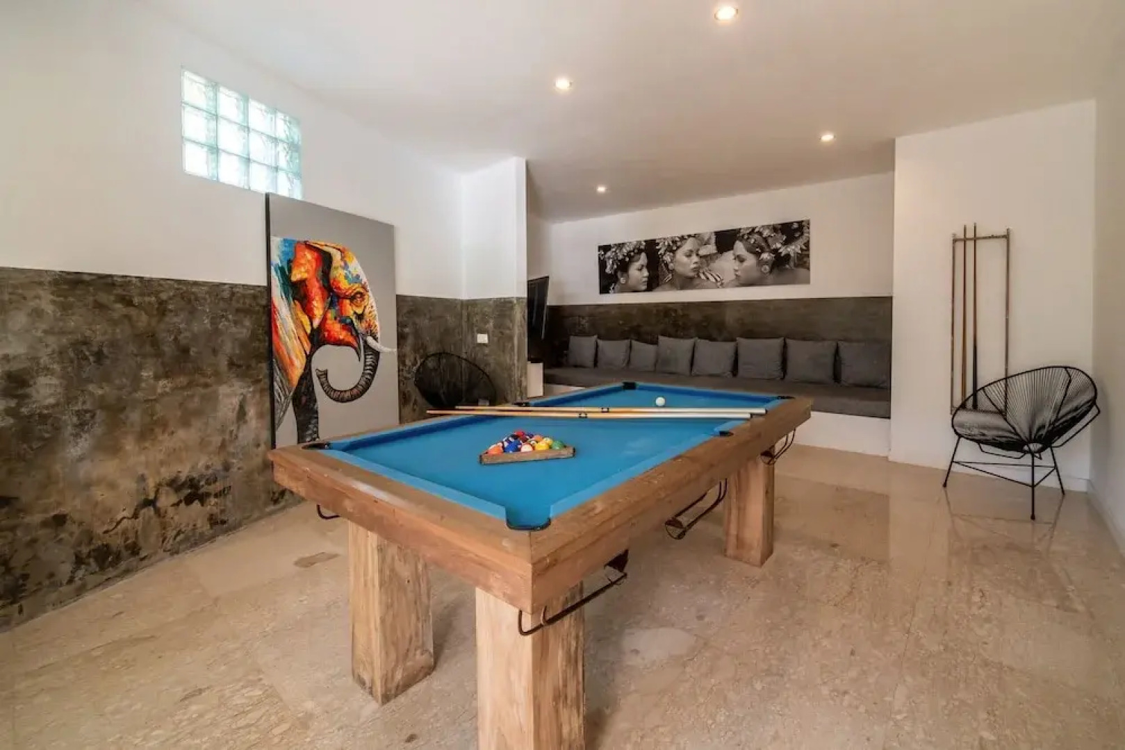 Limitless Jungle Villas Complex, 5 BR, Ubud With Staff