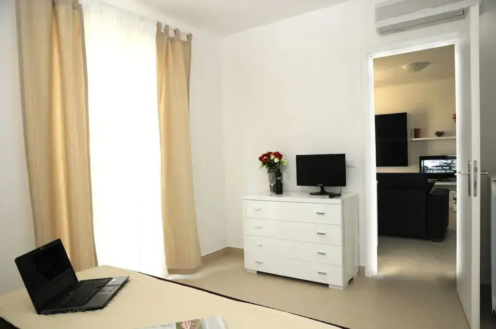 Isa Fiumicino Airport Residence