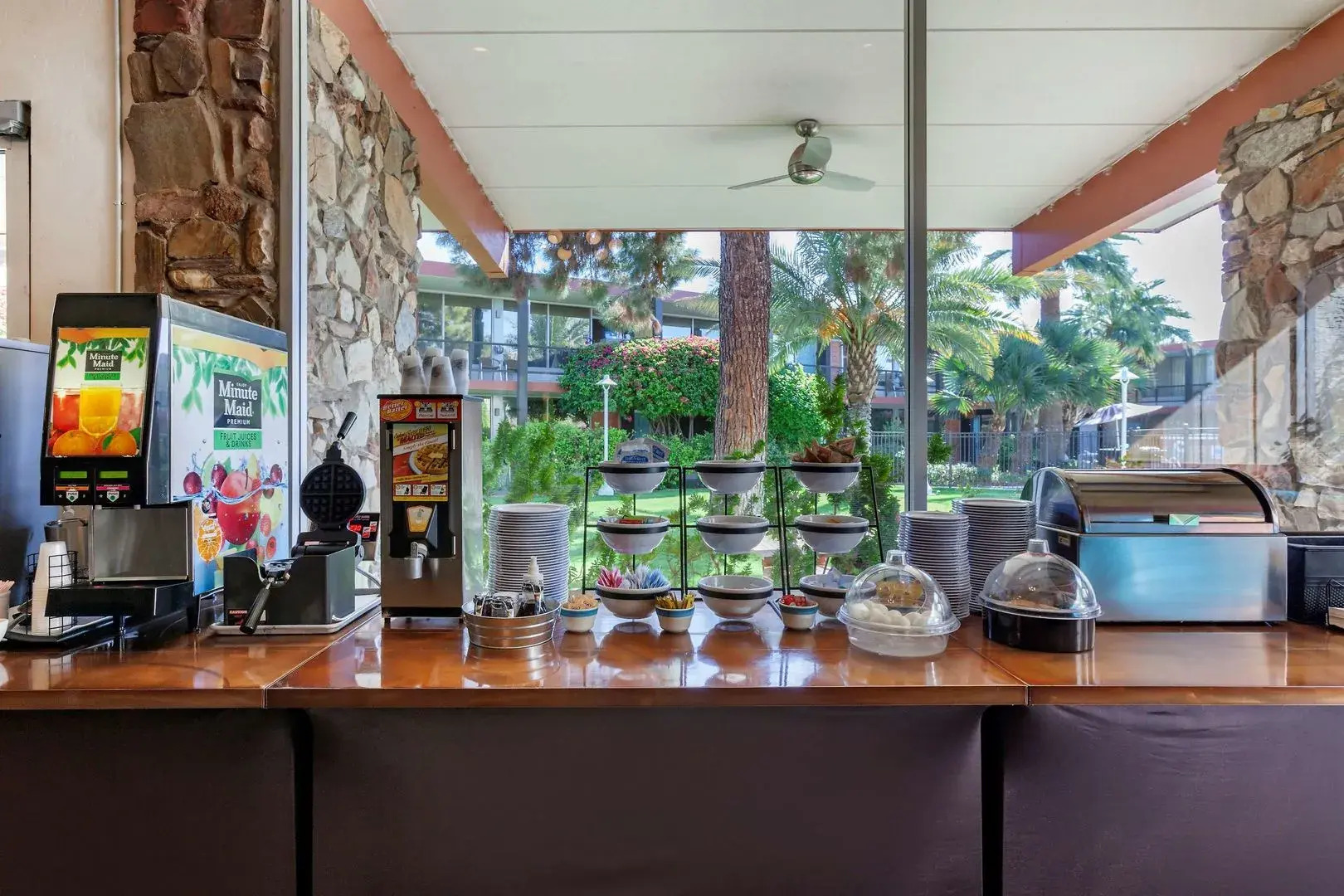 Magnuson Hotel Papago Inn