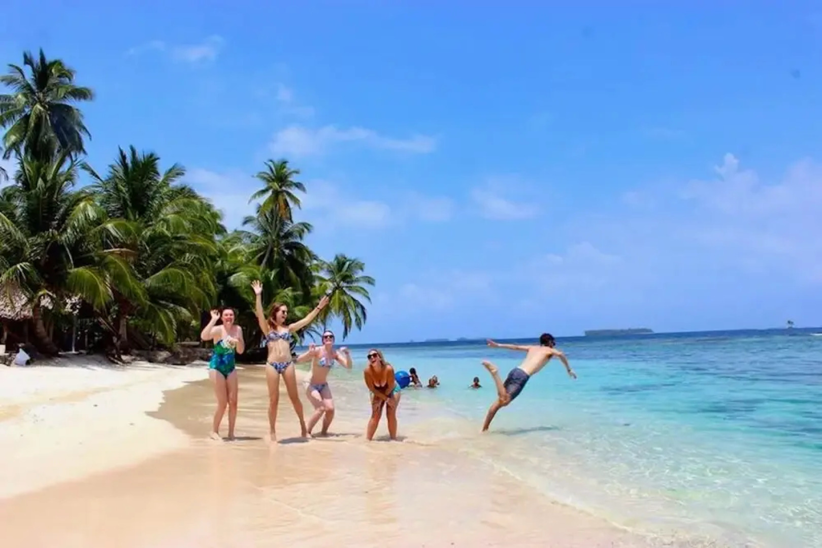 San Blas Private Over-the-Water Cabin