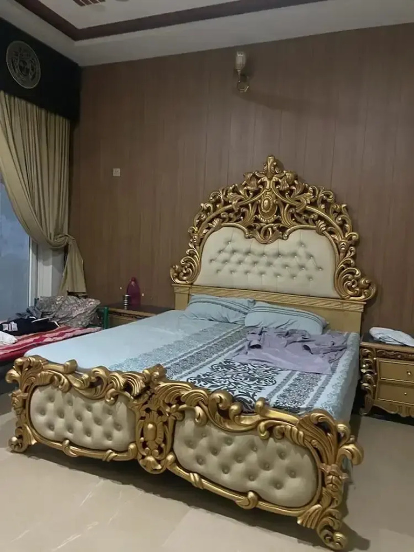 Warraich Villa gt Raod Gujrat Entire