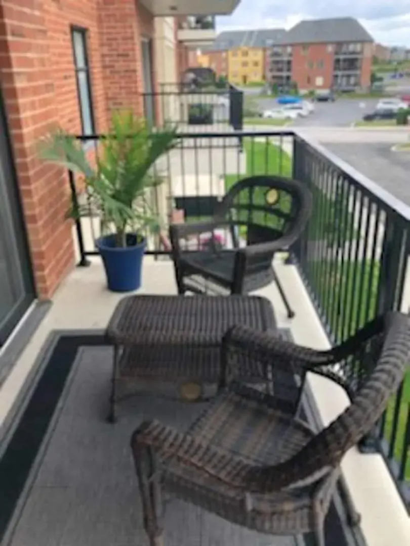Apartment with One Bedroom in Brossard, with Furnished Terrace And Wifi