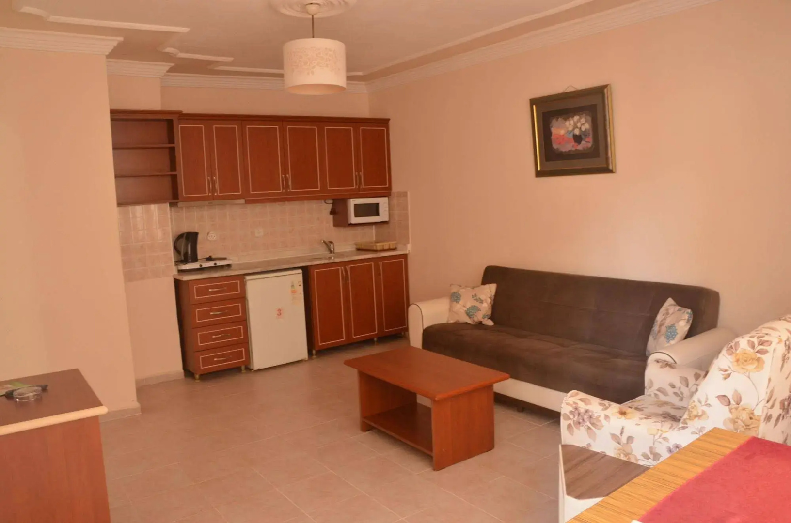 Twin Apart Hotel
