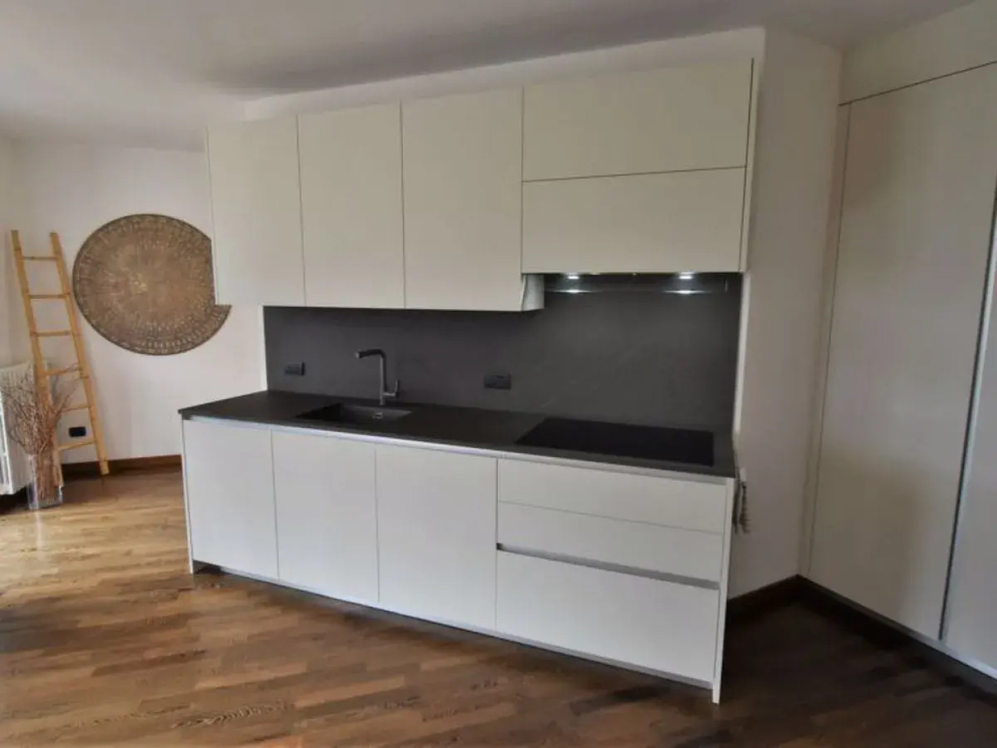 Valley View Pool Apartment