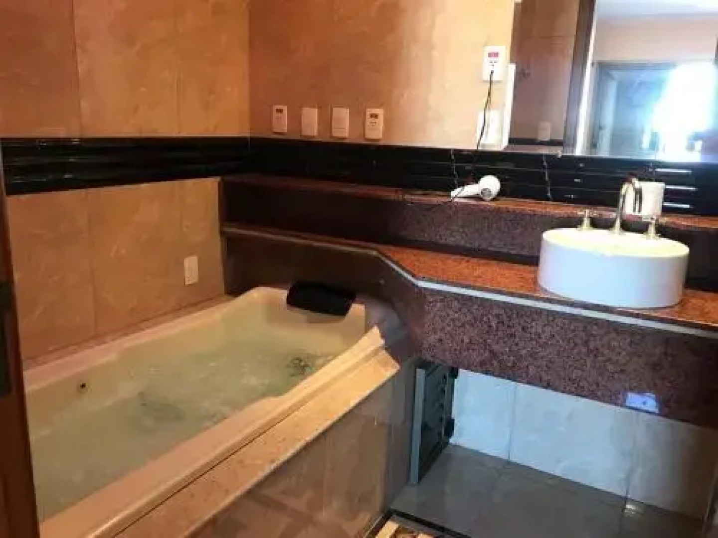 Hotel Aquarius do Vale