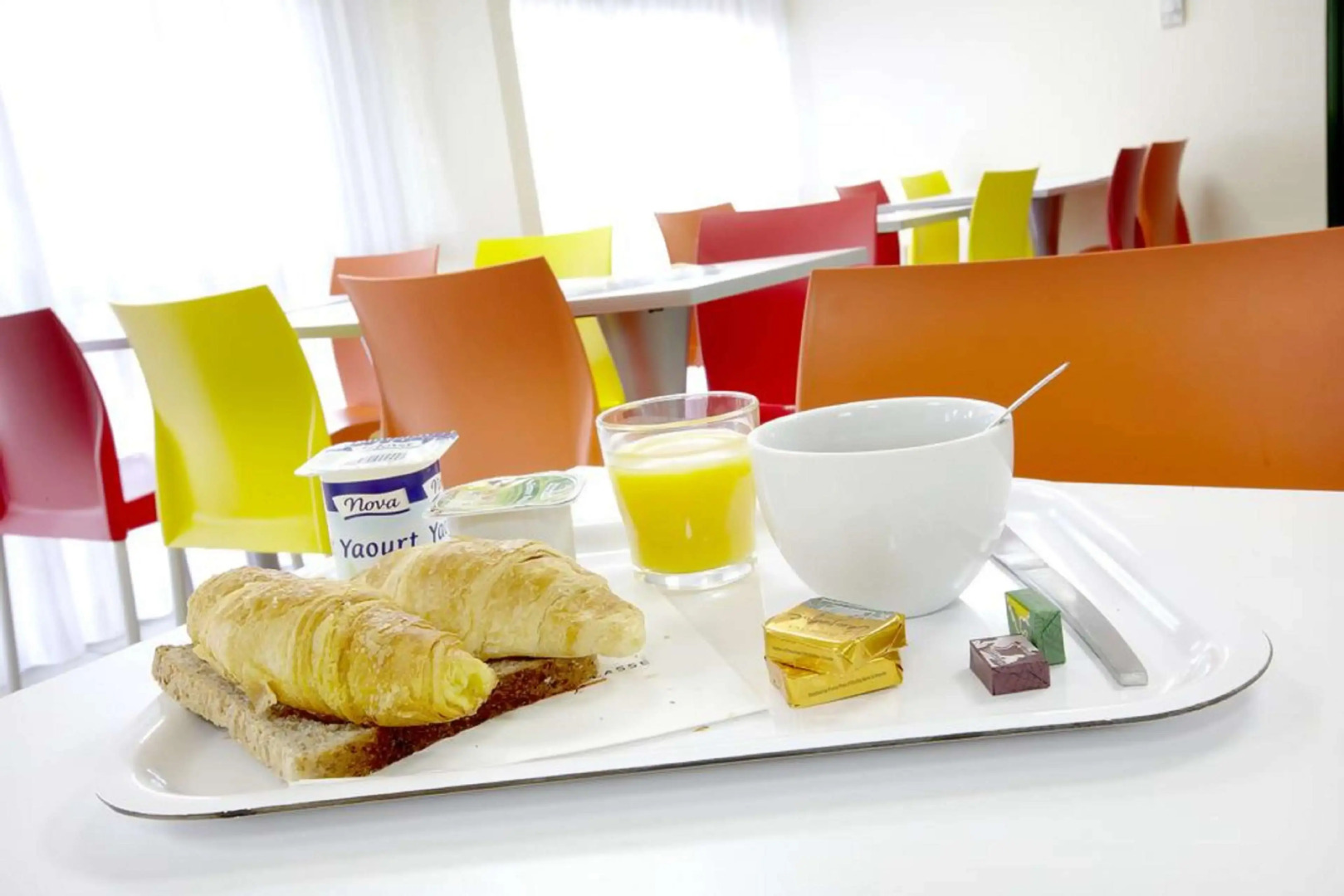 Premiere Classe Niort Est - La Crèche