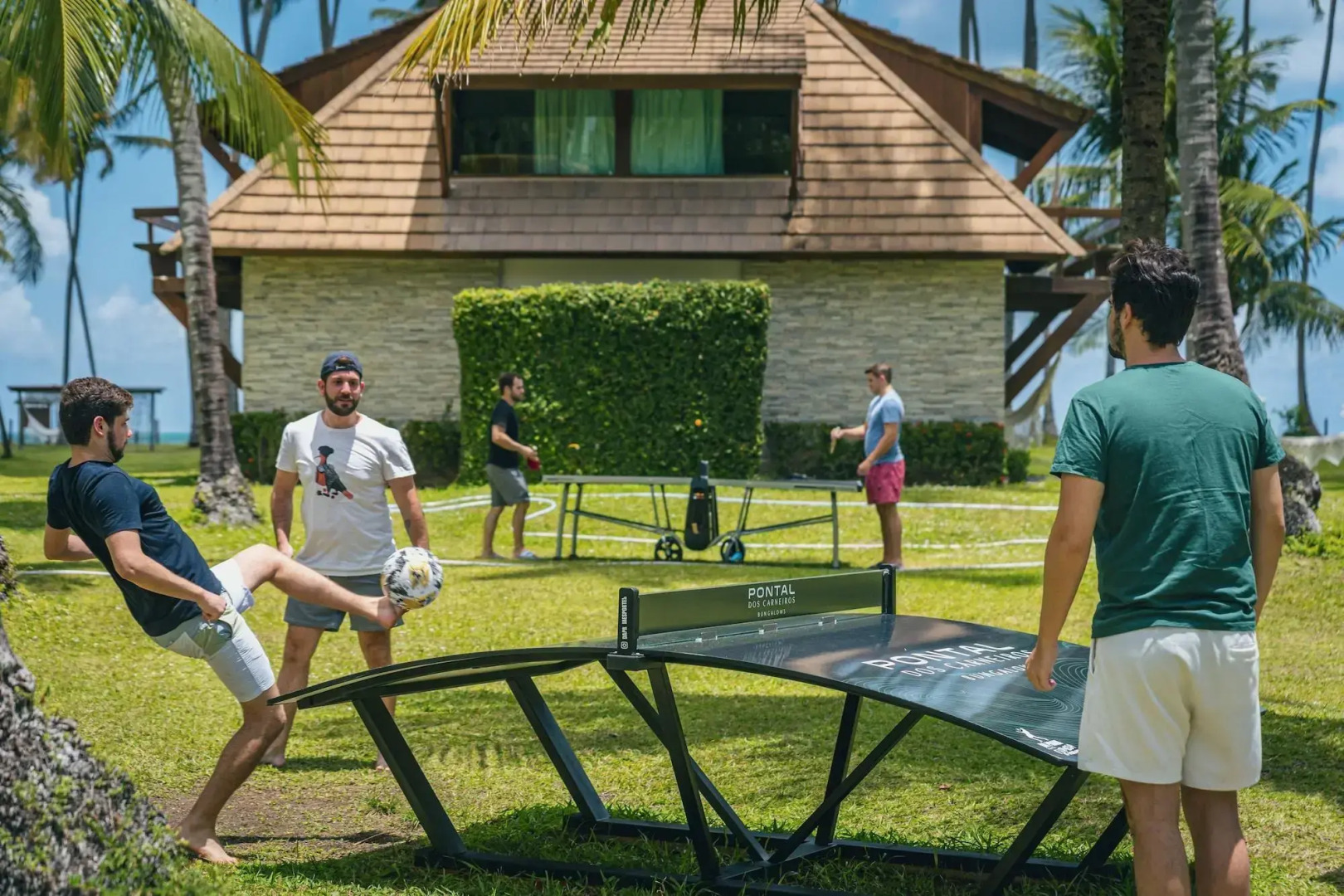 Pontal dos Carneiros Beach Bungalows