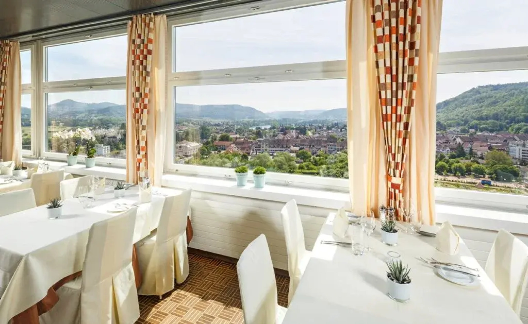 Tenedo Swiss Quality Hotel