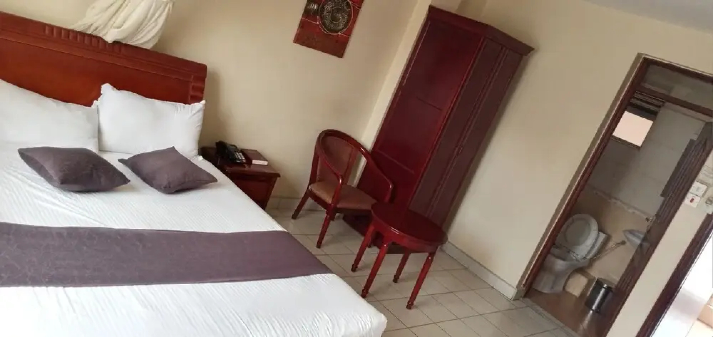 The Great Lakes Hotel LTD.