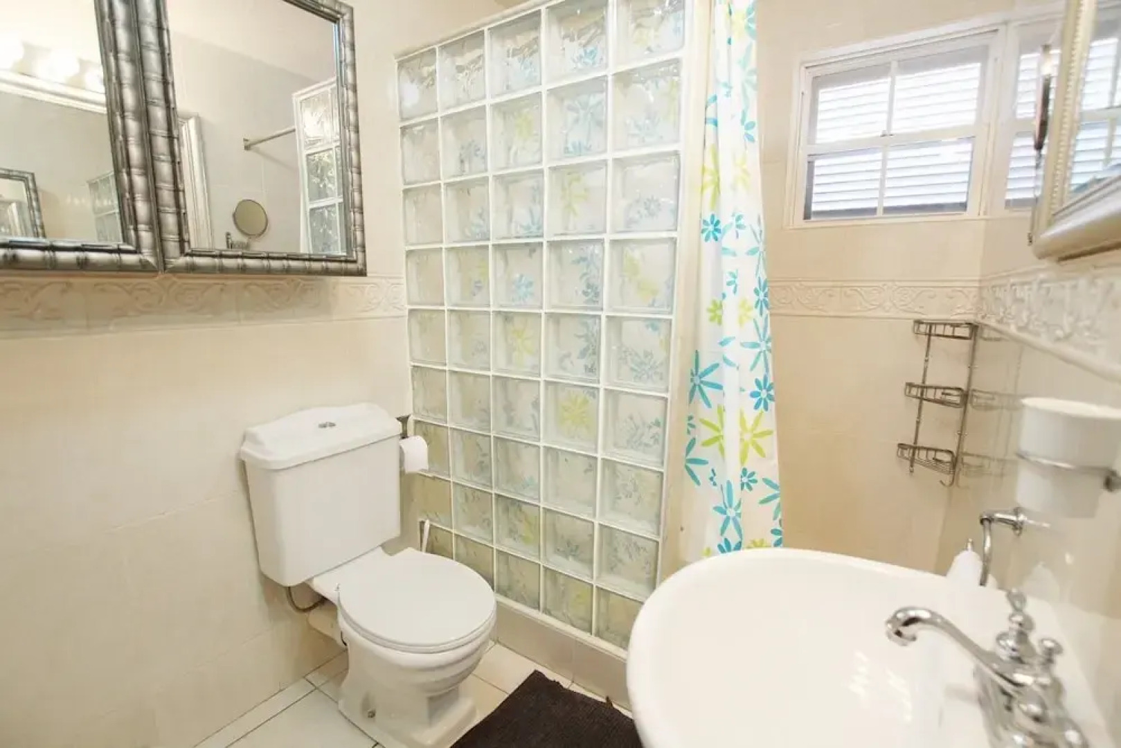 Oceanfront 2-bed Apt With Pool Near Surfing - Rosalie #2 2 Bedroom Apts by Bluescape