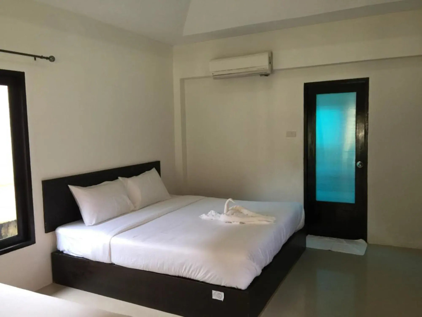 Aquavana Haad Rin Resort