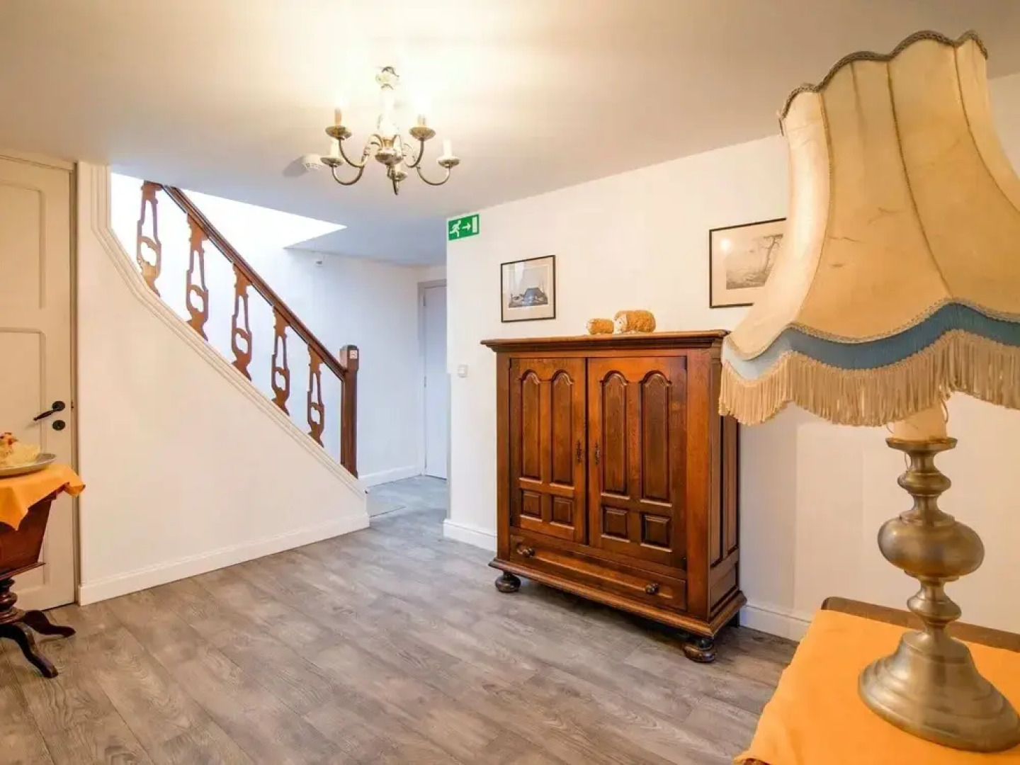 A Charming And Comfortable Renovated House with Garden And a Large Terrace