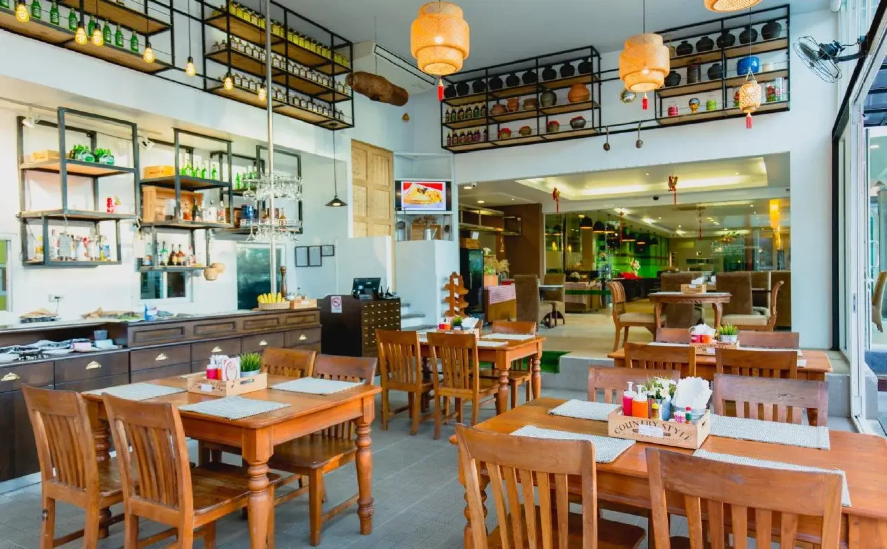 Thanthip Beach Resort