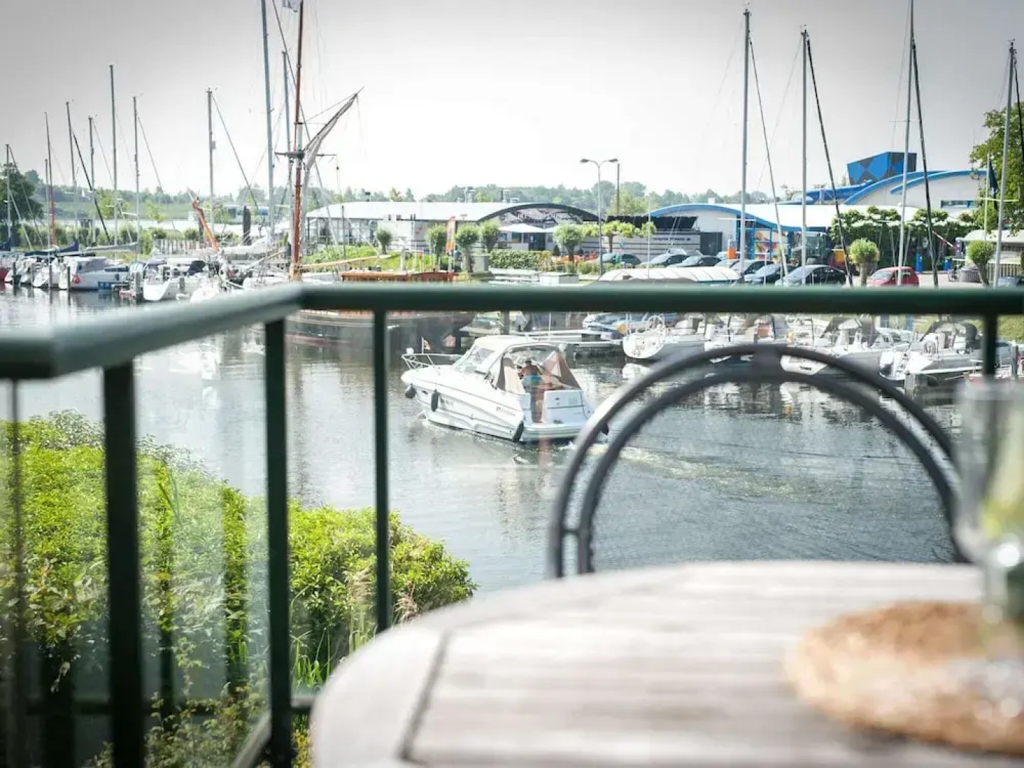 Water Villa Kortgene by Veerse Meer