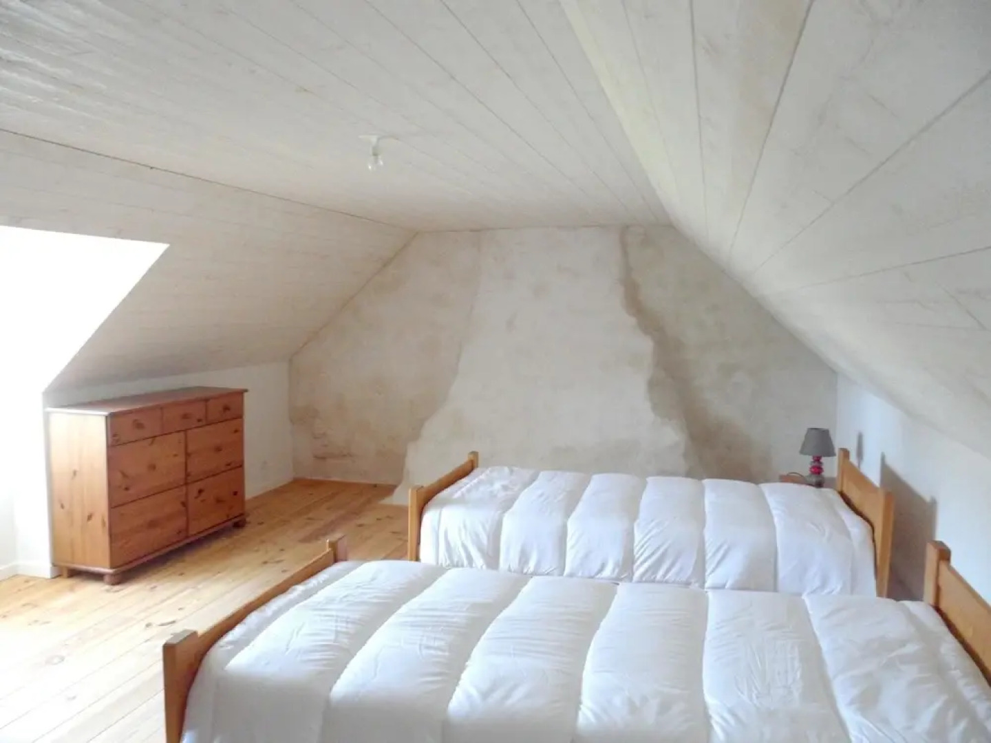 House With 4 Bedrooms in Plogastel-saint-germain, With Enclosed Garden