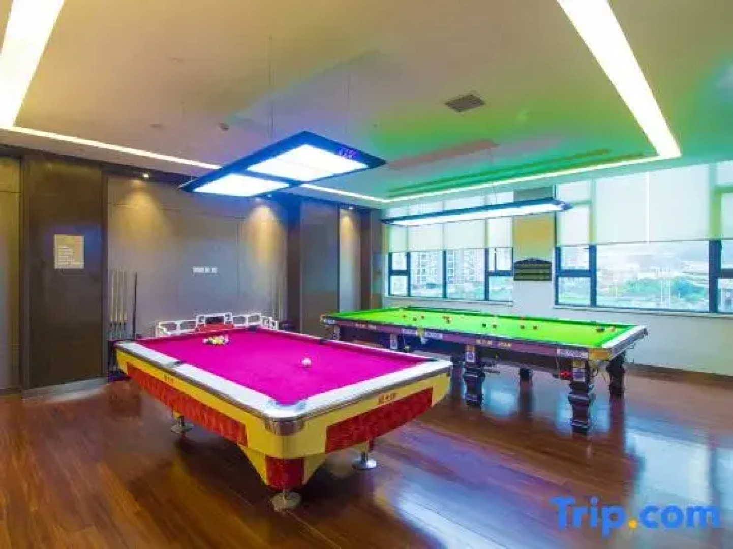 Wanshanhong Hotel (Tongren No.6 Middle School Gymnasium Branch)