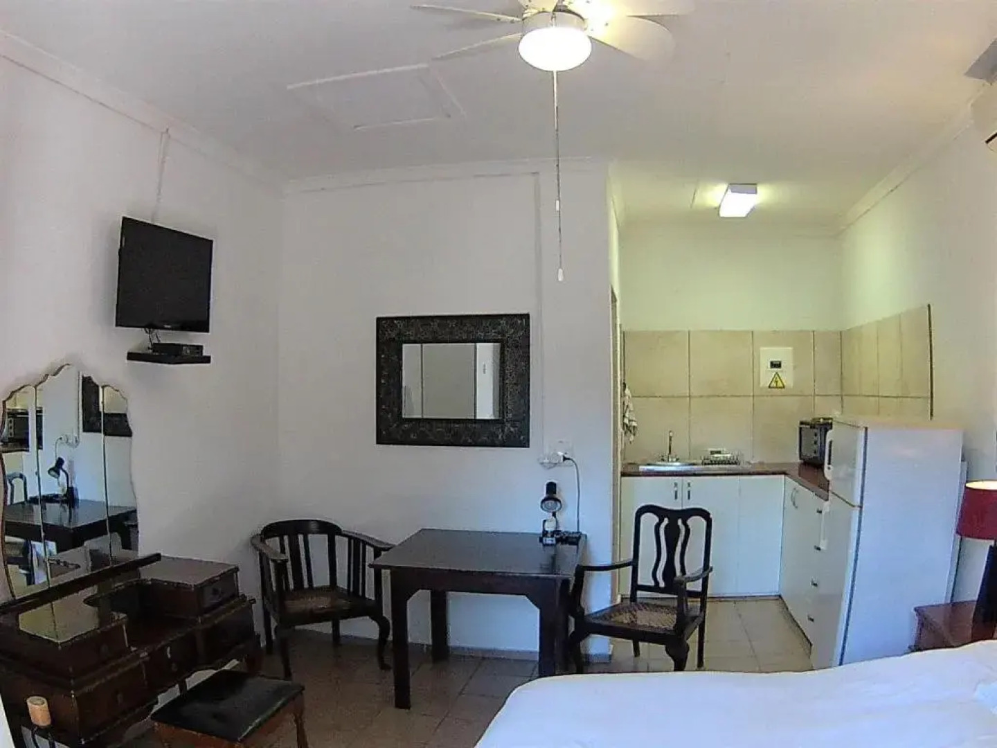 Kuru-Kuru Guesthouse