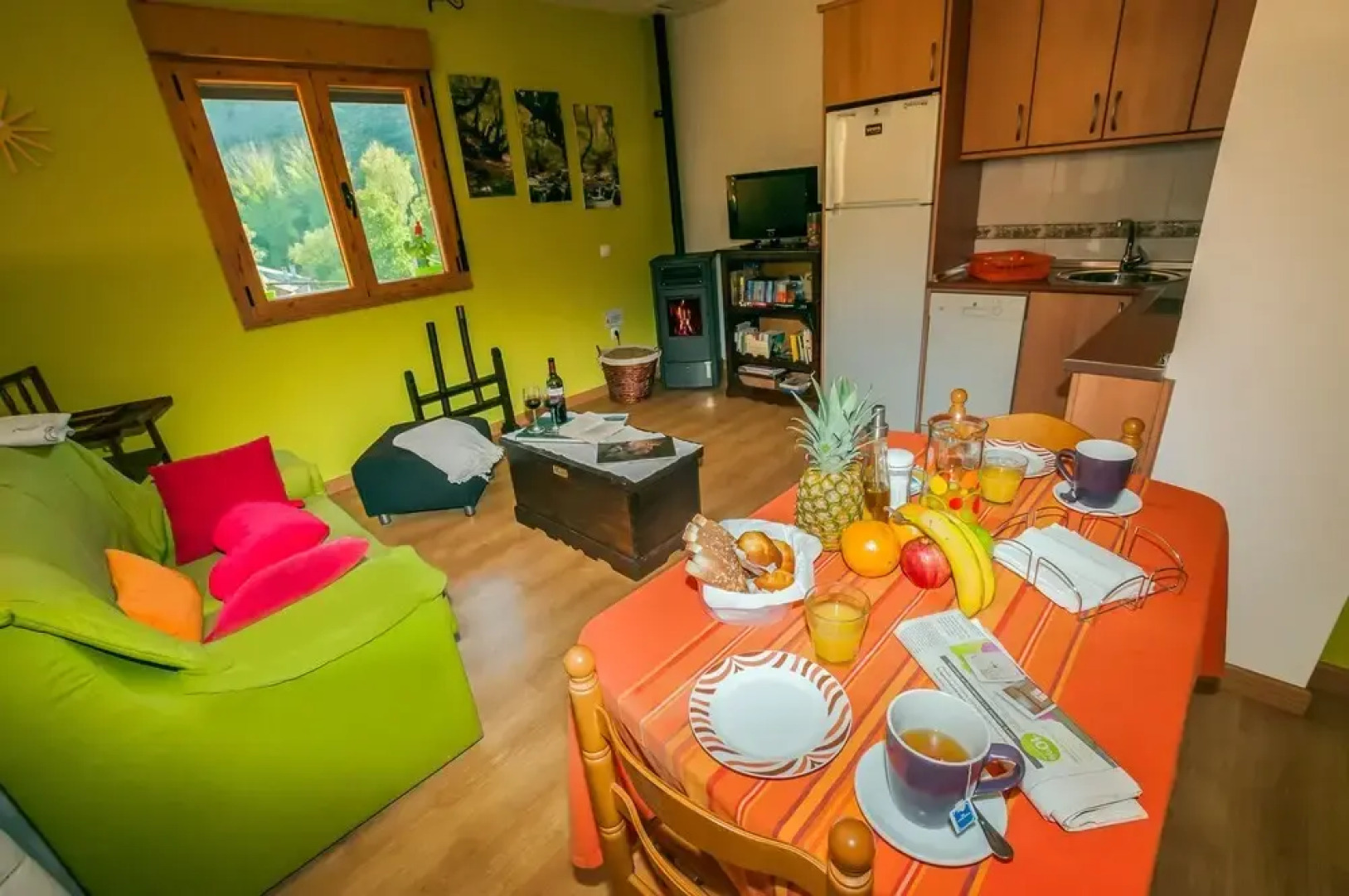 Rural House With Jacuzzi and Fireplace in the Room for 2 People