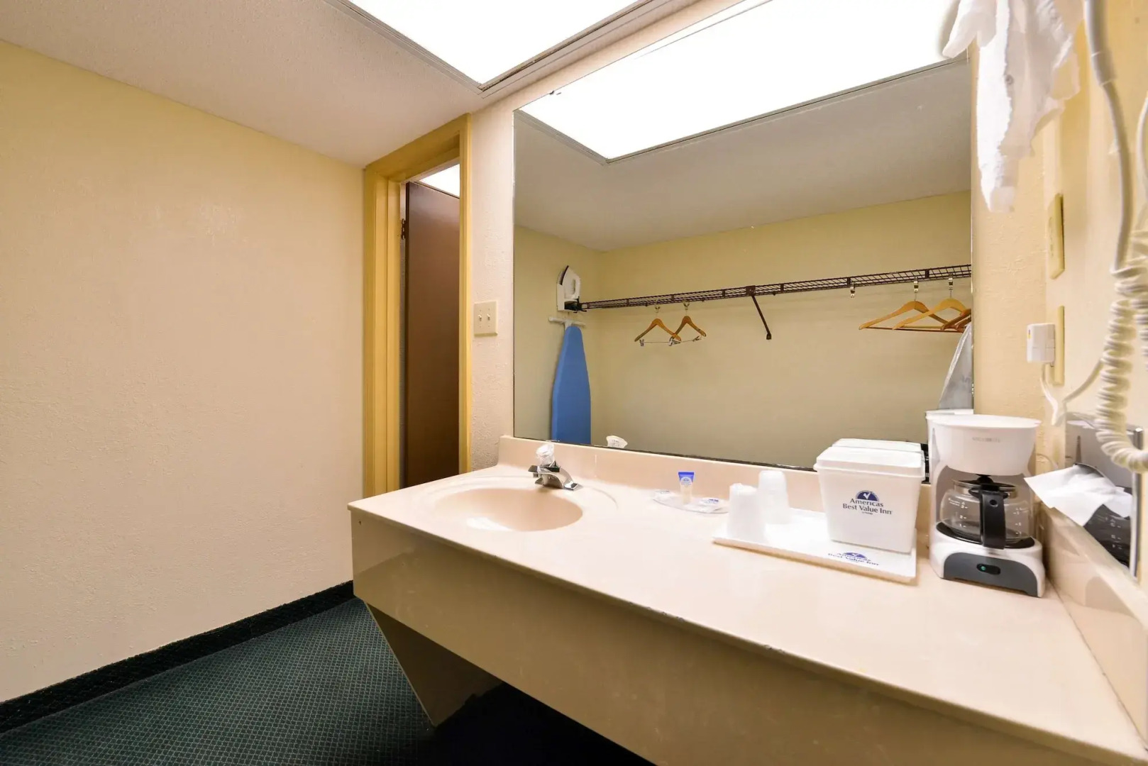 Americas Best Value Inn Bishopville