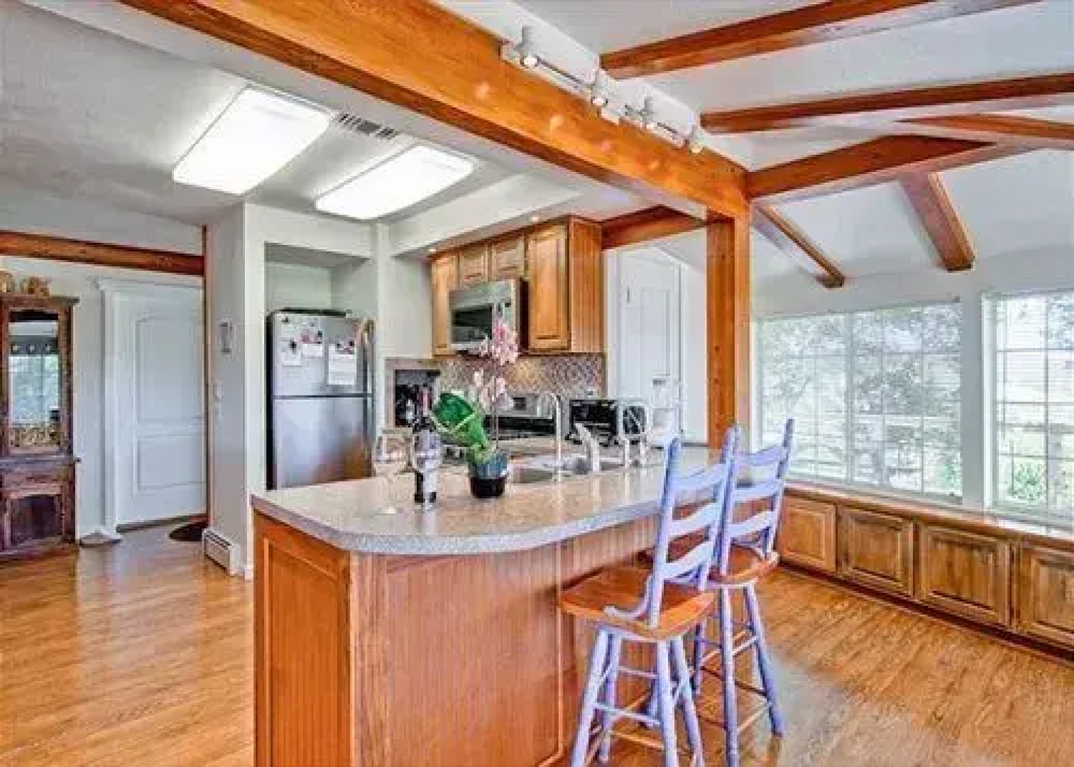 Sea Stone Ridge 3 Br home by RedAwning