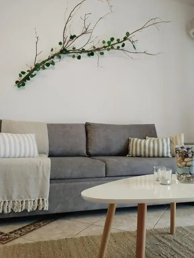 The mulberry apartment