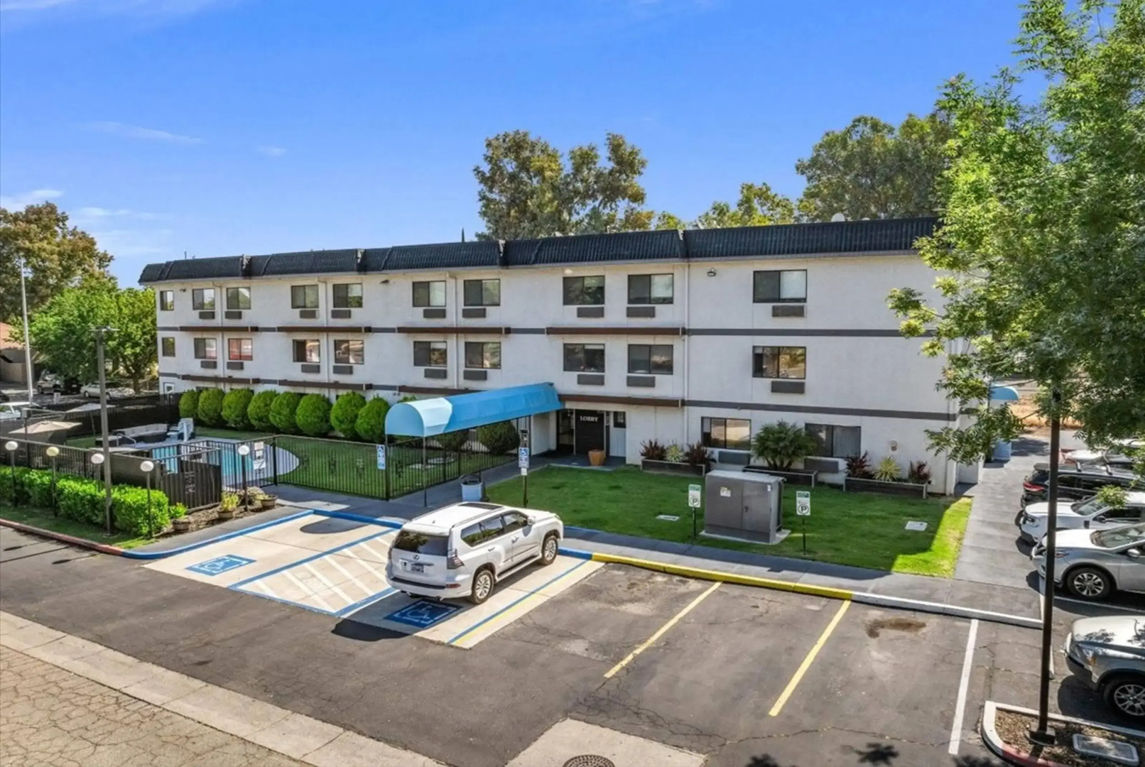 Days Inn by Wyndham Woodland