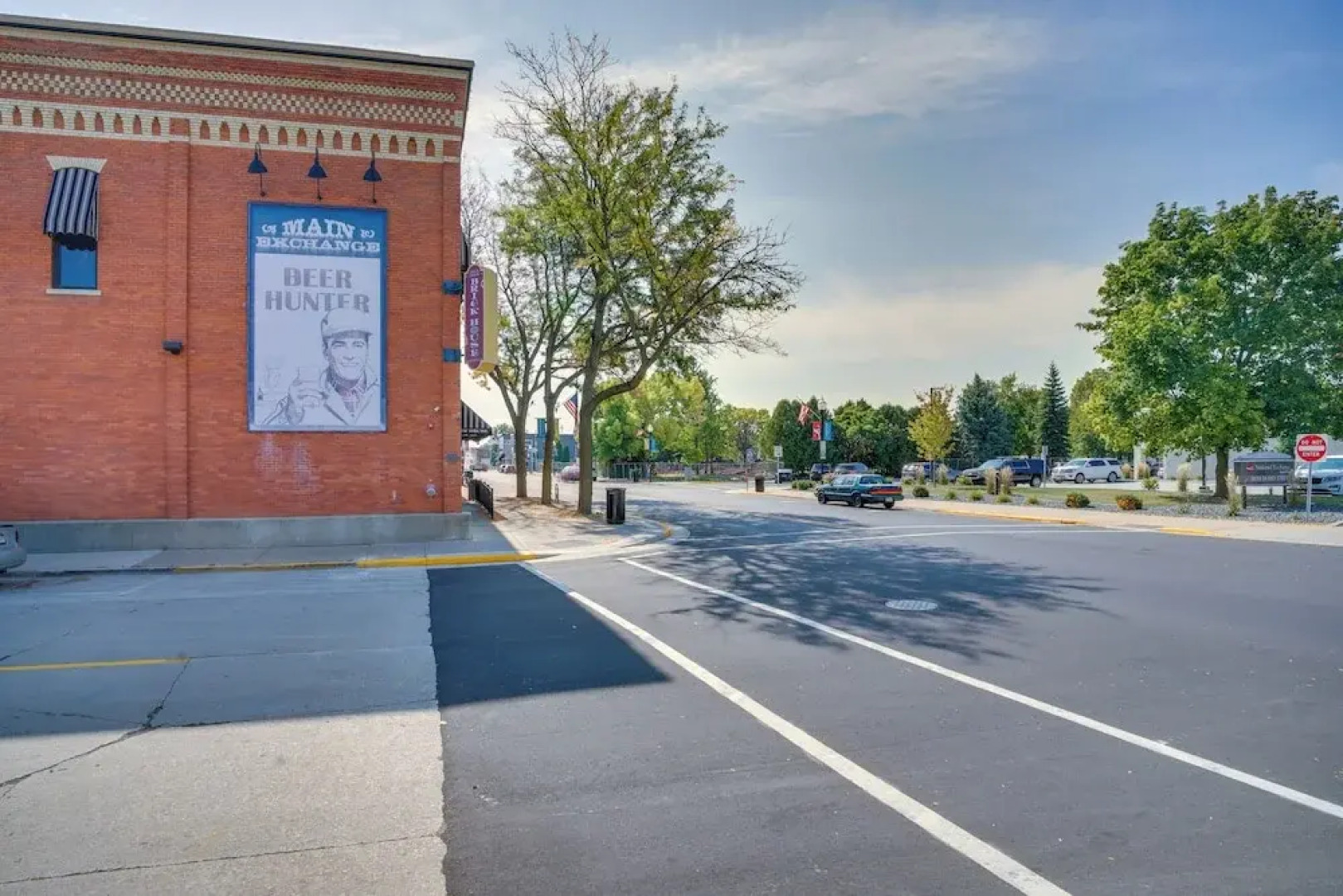 Walk to Main St Fond du Lac: Retreat w/ Yard