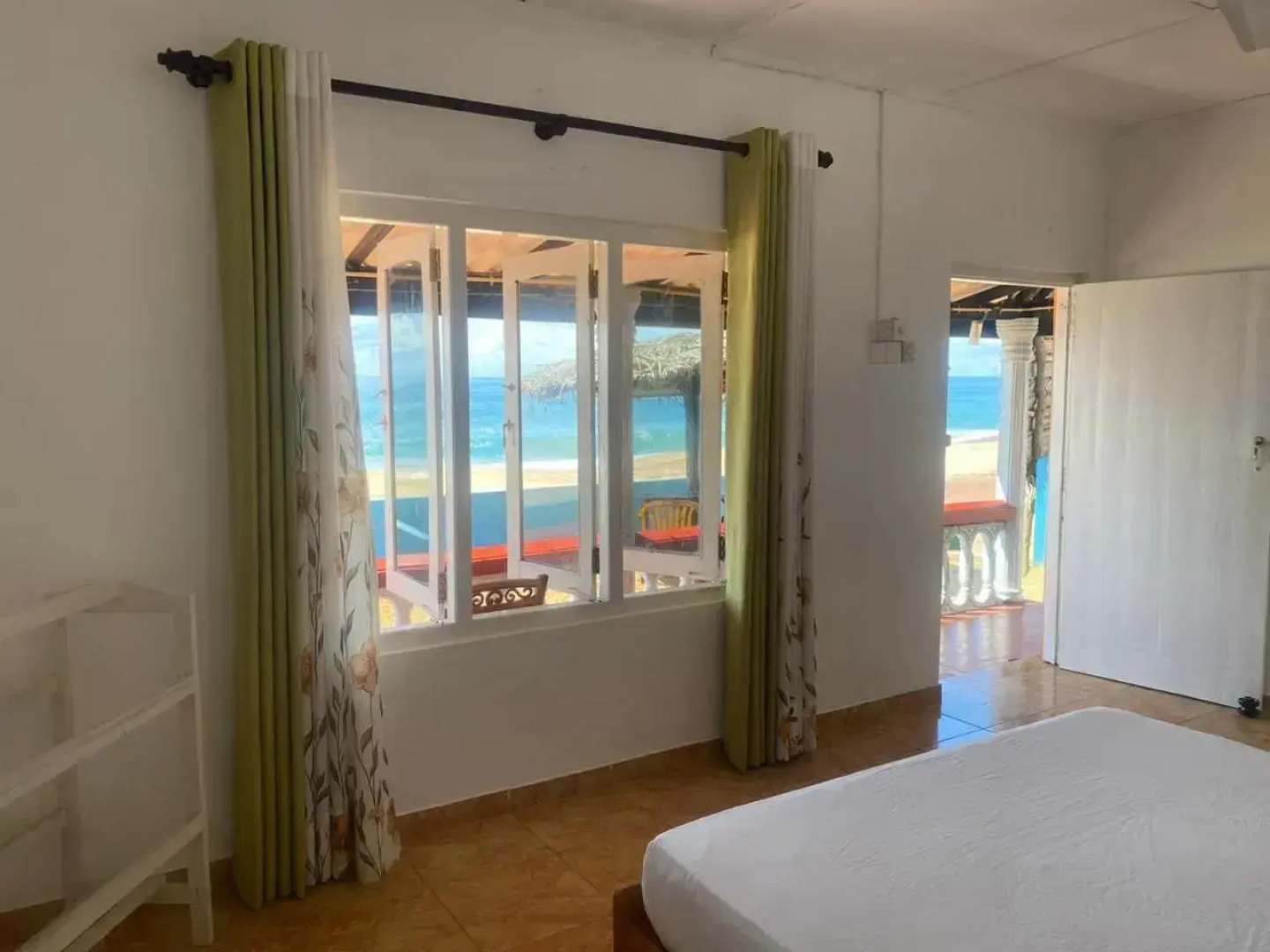 Happy Beach Guest House