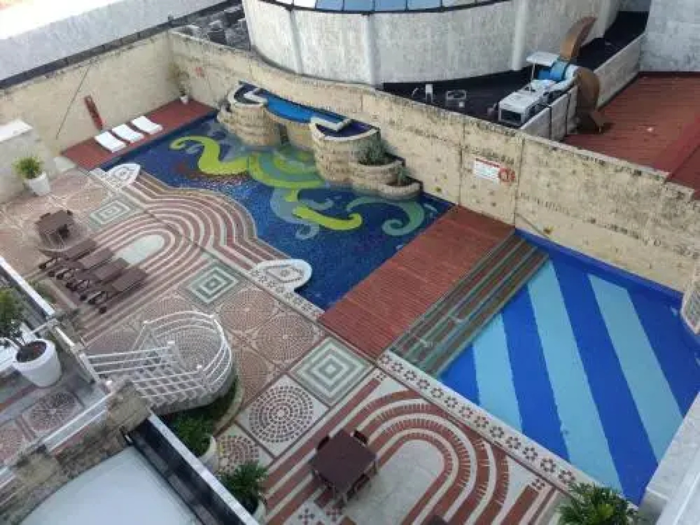 Caribbean Apartments