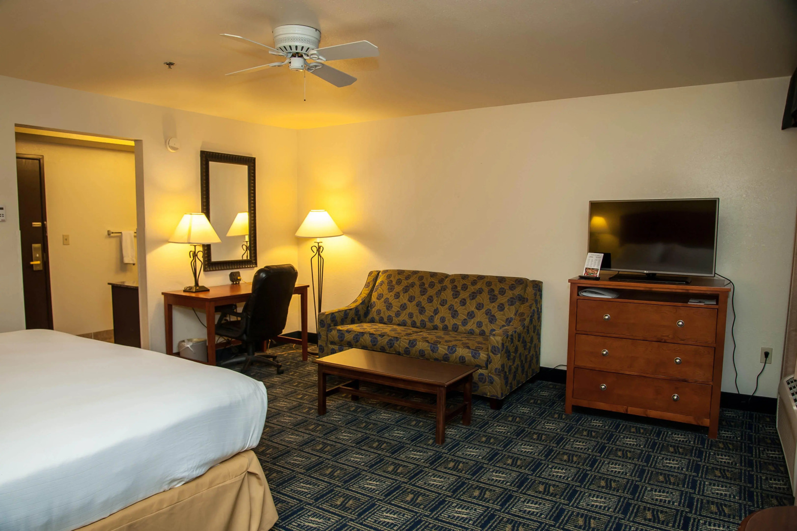 Holiday Inn Express Airport - Tucson by IHG