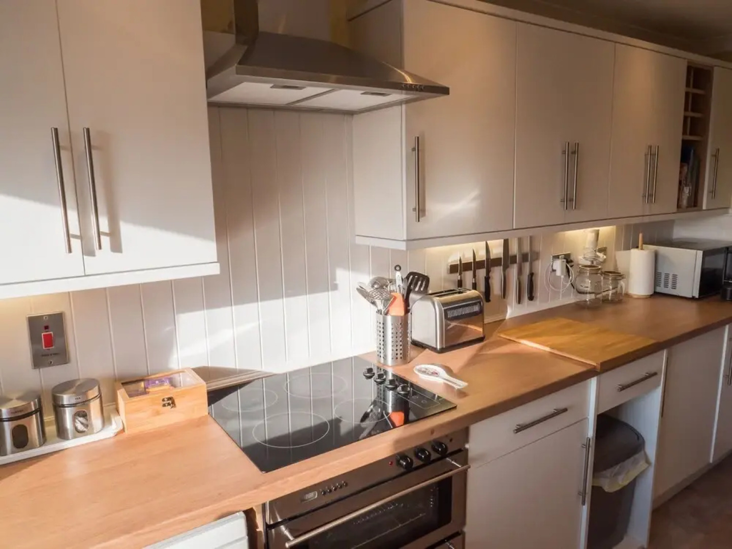 The Flat in the Square