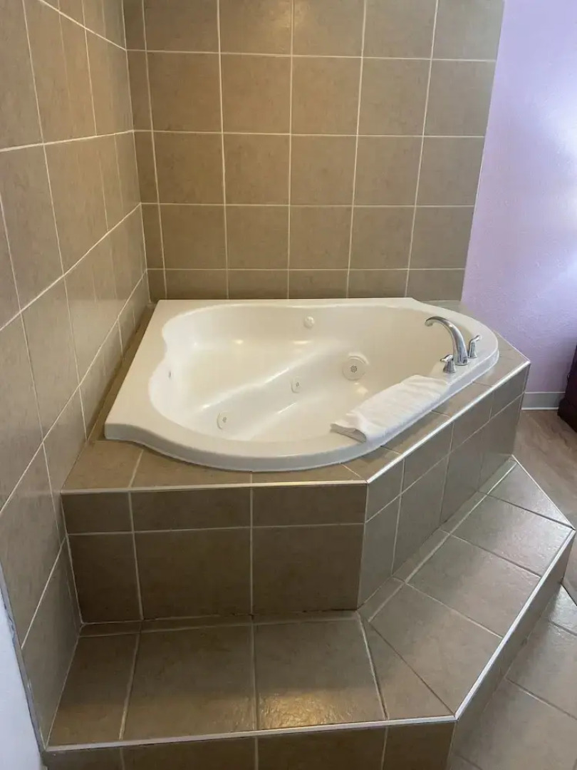 Ramada by Wyndham Butler/Tesla Biohealing Resort