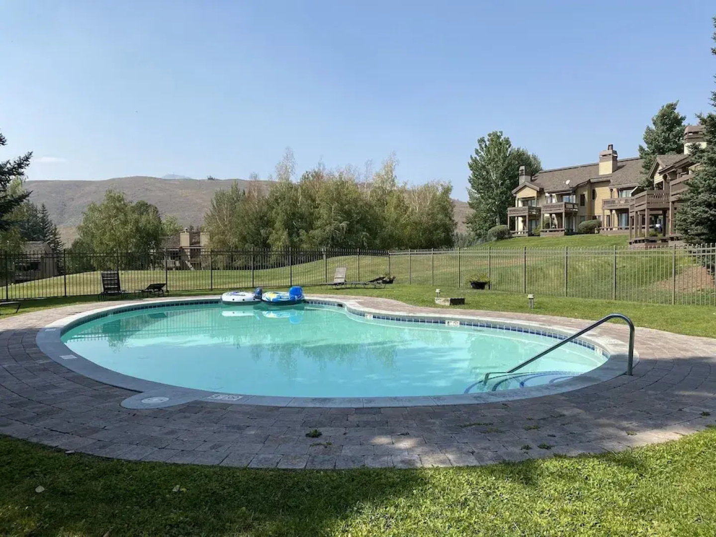 Teleidoscope Retreat