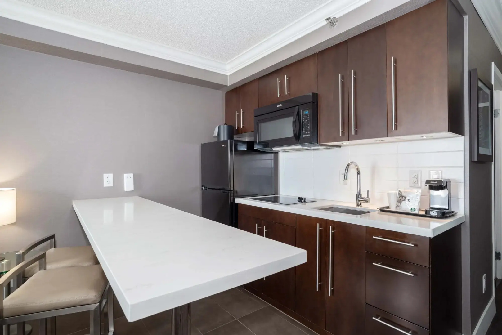 Sandman Signature Mississauga Hotel