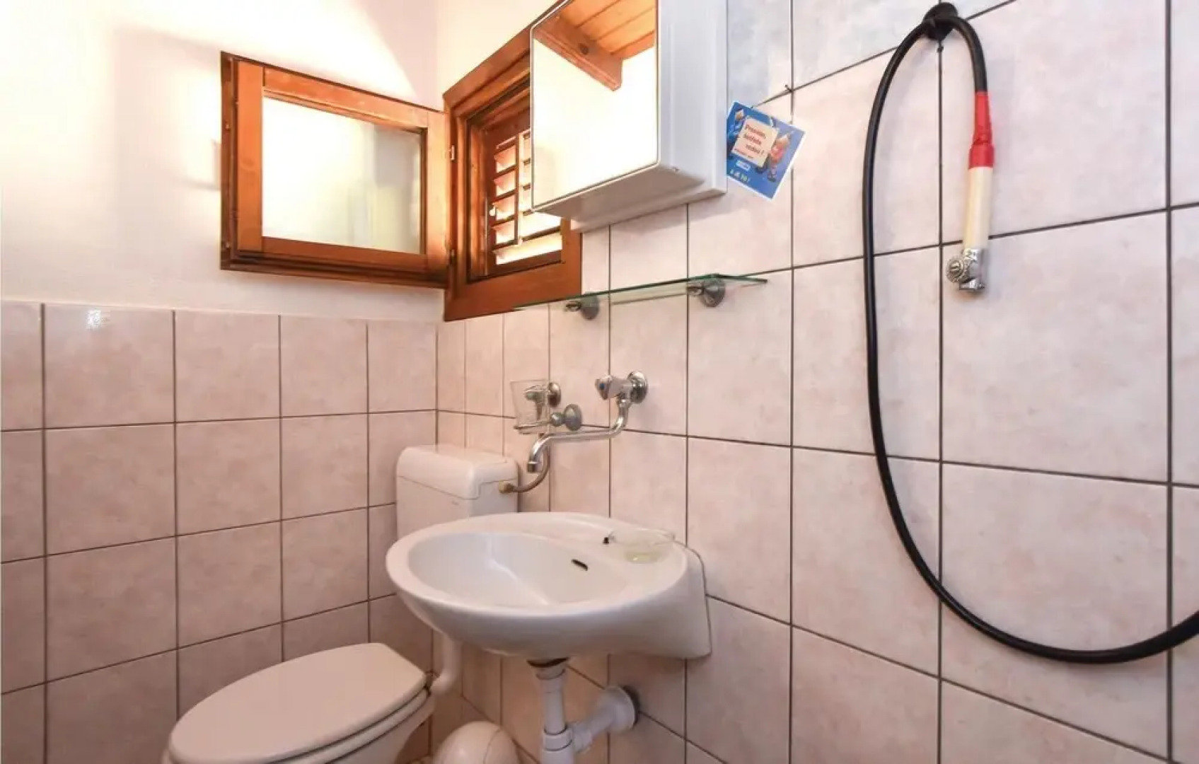 Nice Apartment in Bogomolje With 2 Bedrooms