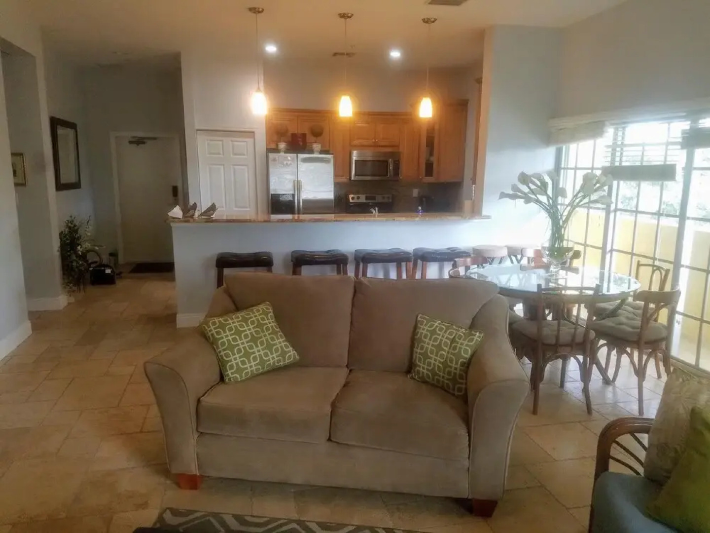 Vistalmar Three Bedroom Deluxe Apartment