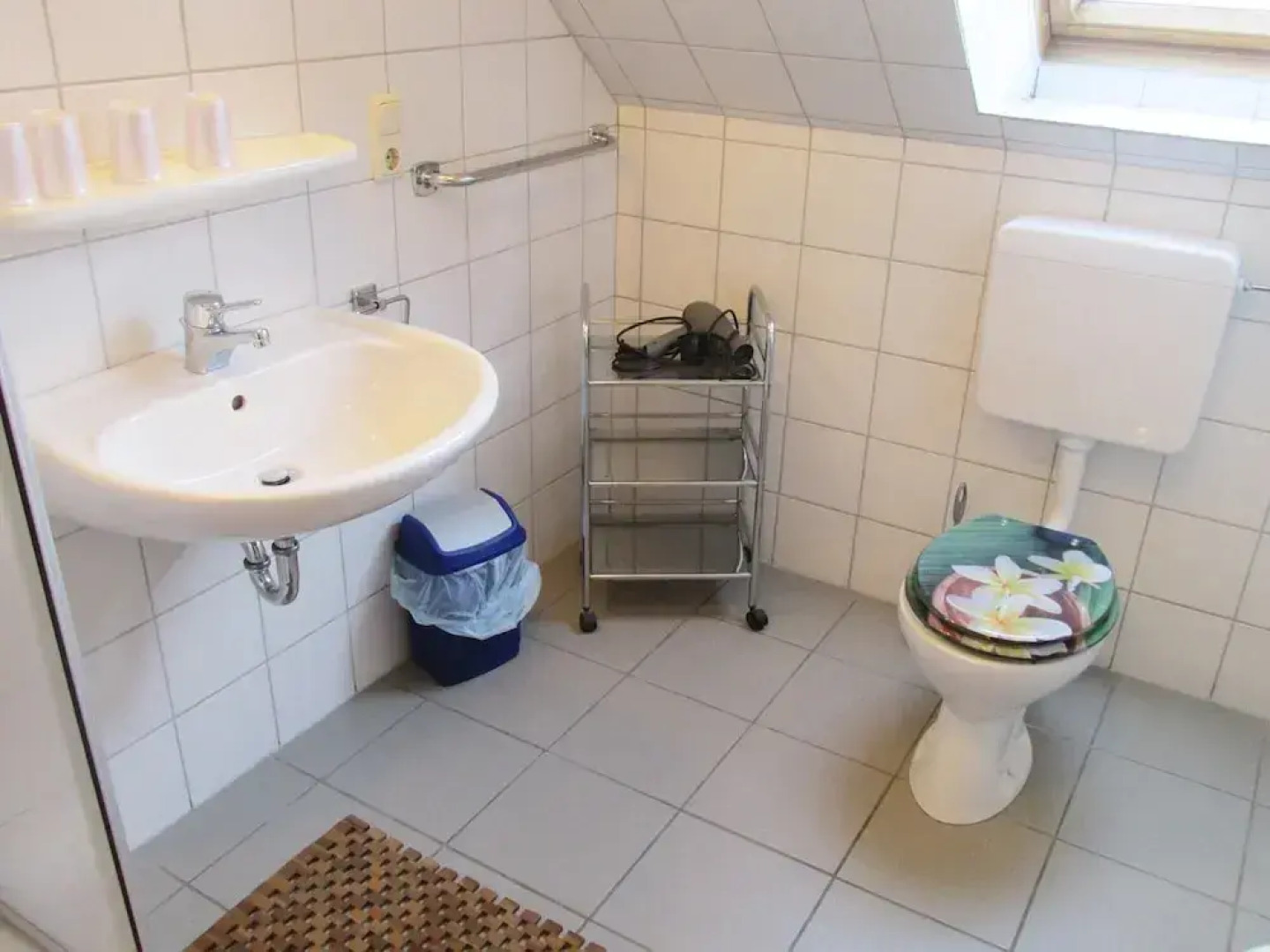 Doppelhaushaelfte mit Windgeschuetzter Terrasse