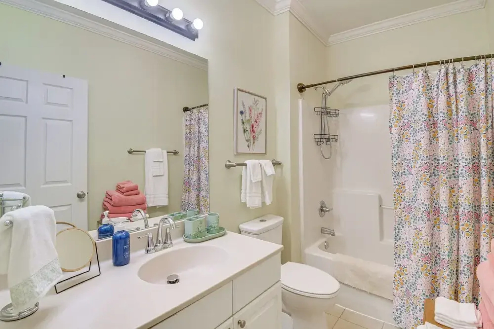 Snowbirds Welcome: Foley Condo w/ Pool Access