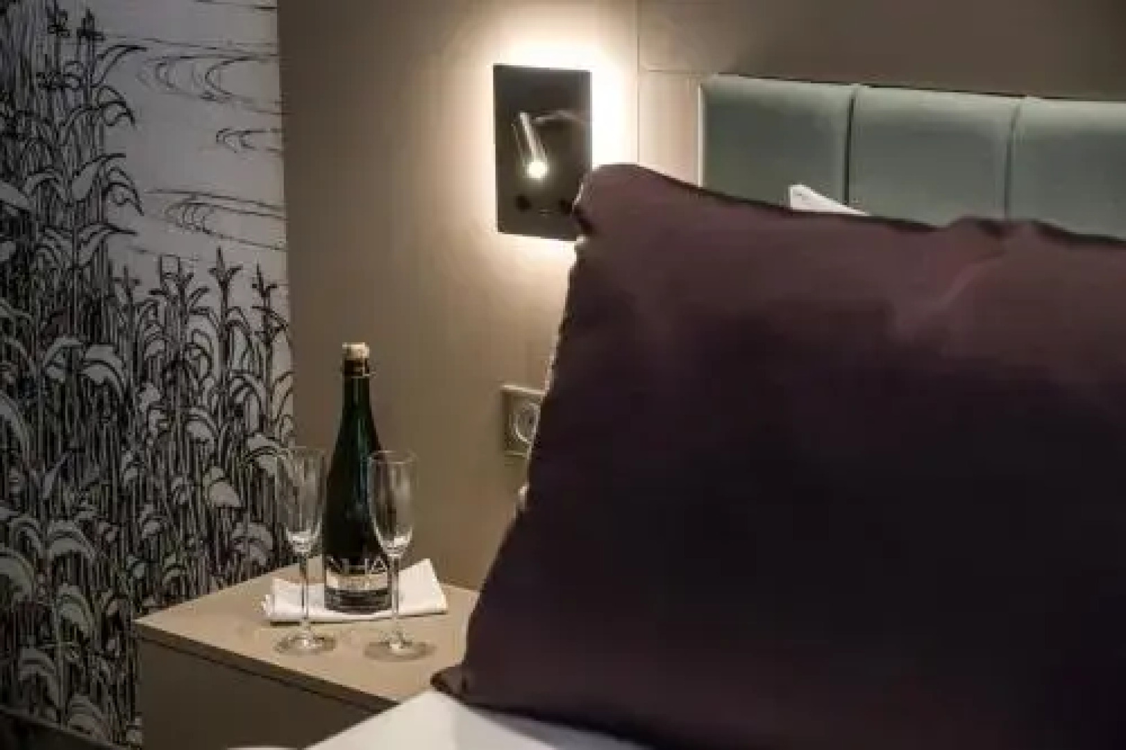 Silver Studio Apartment