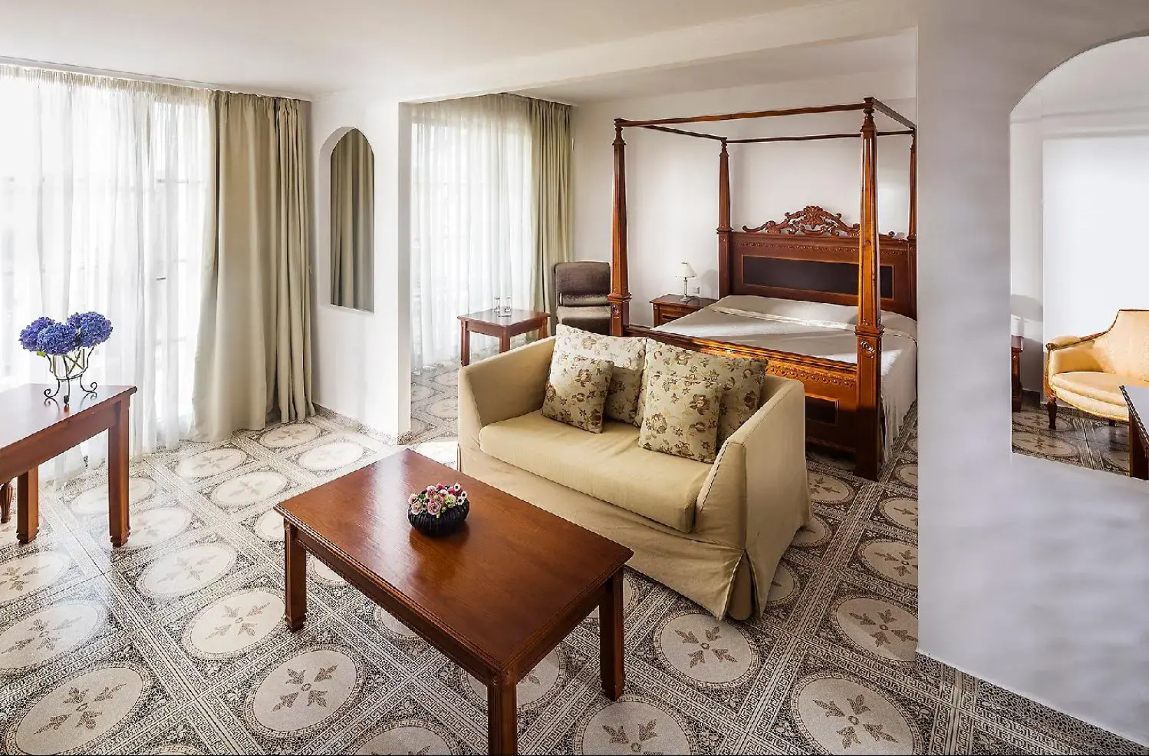 The Cliff Beach & SPA Hotel