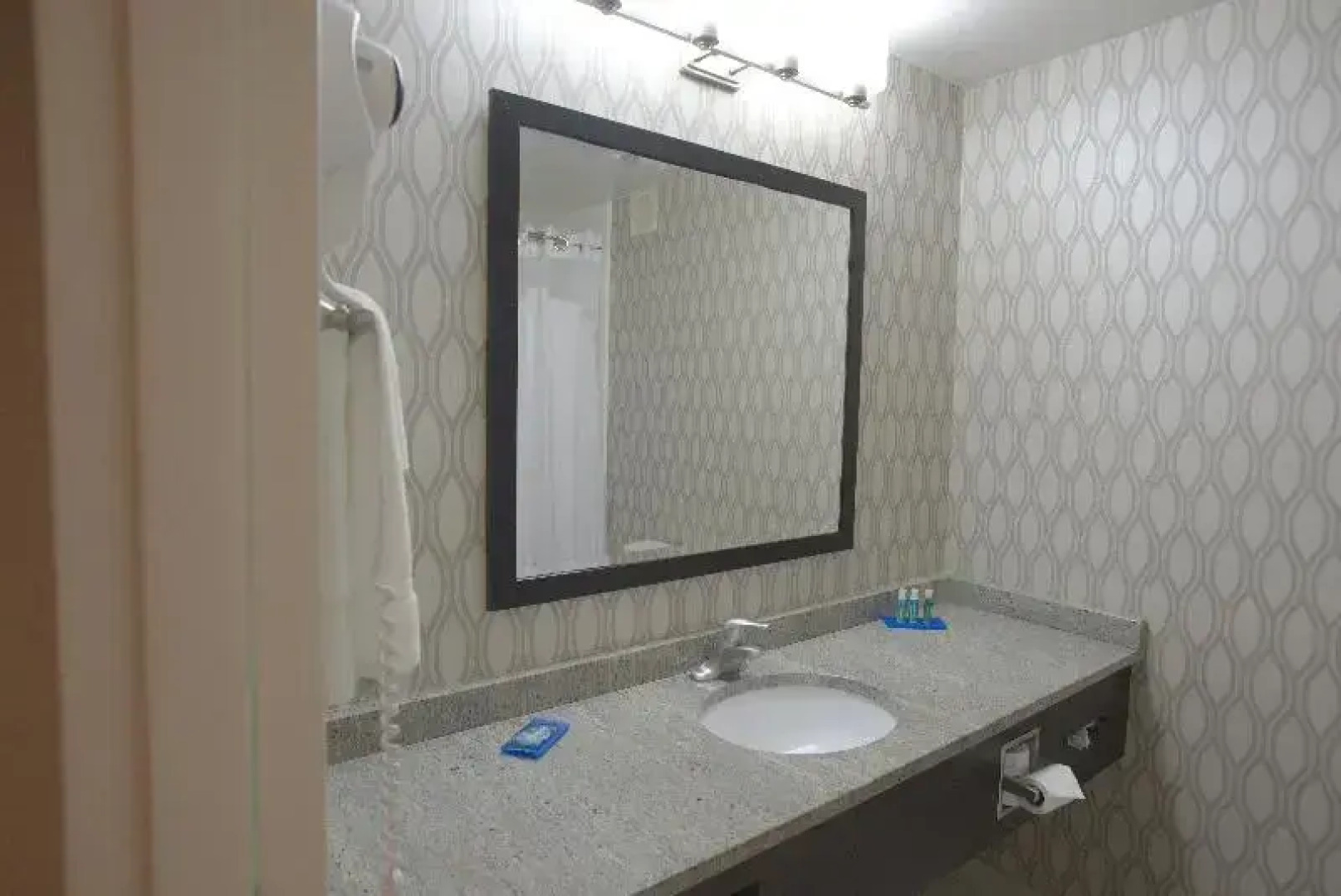 Holiday Inn Express Anderson I 85(Exit 27 Highway