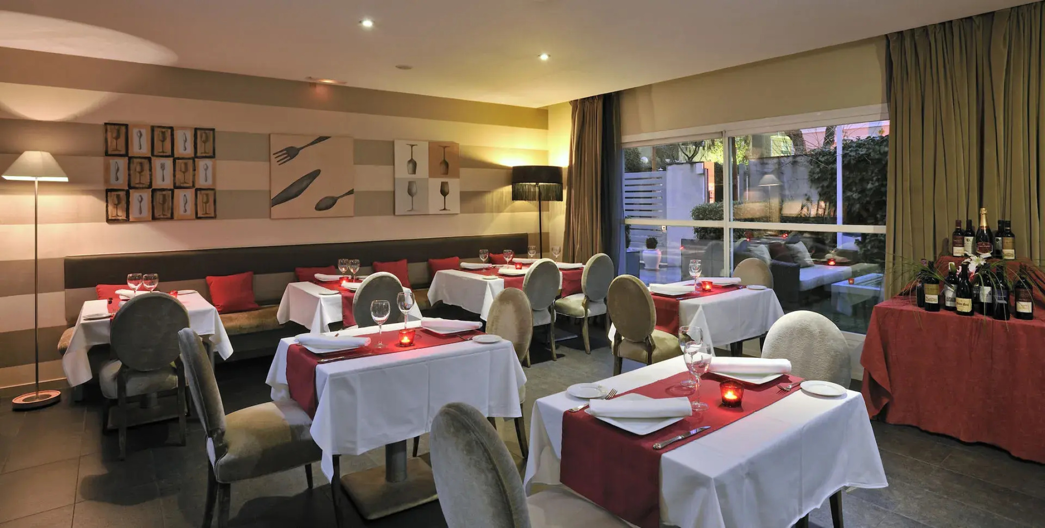 Отель Sercotel de los Reyes