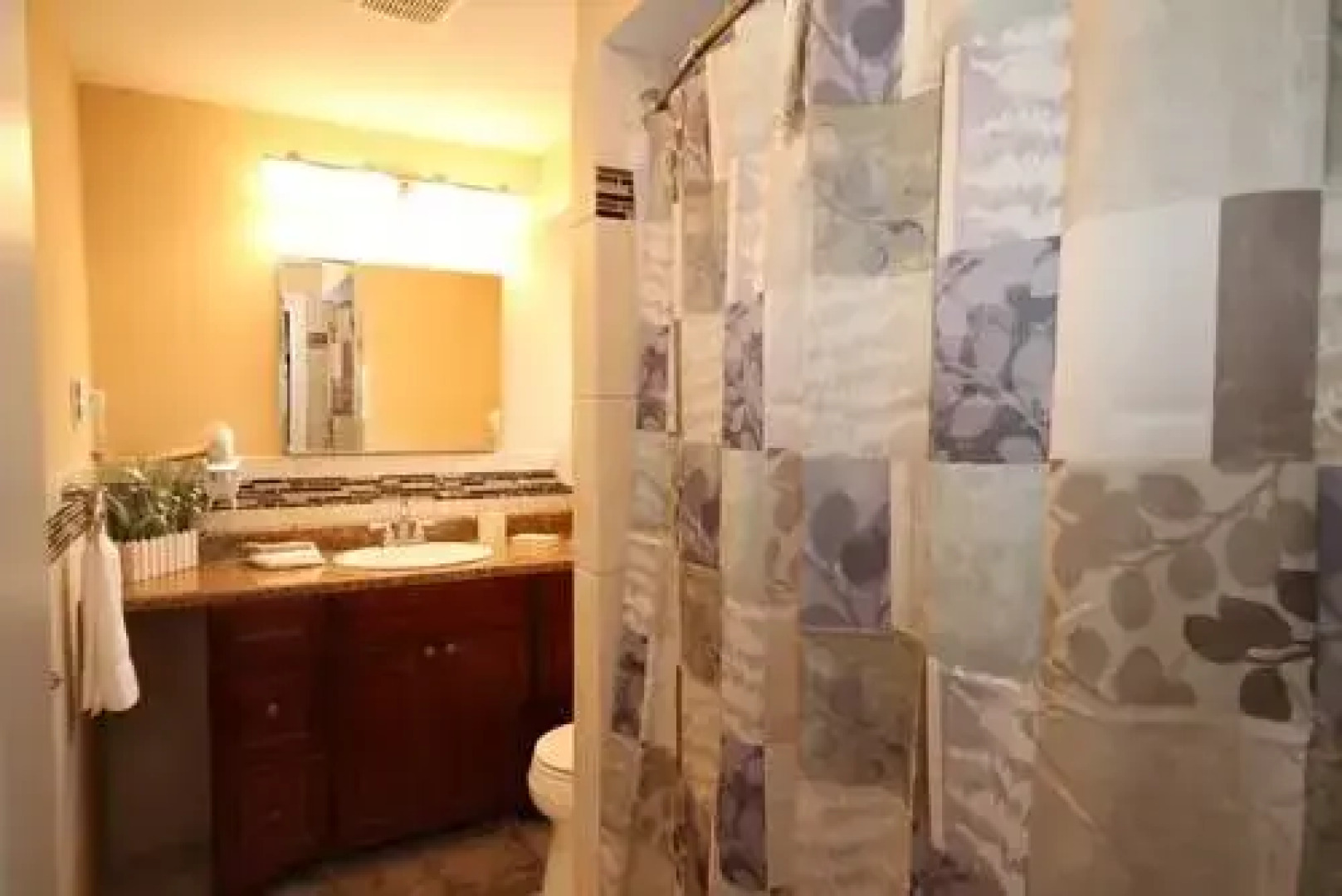 Colton Court Motor Inn