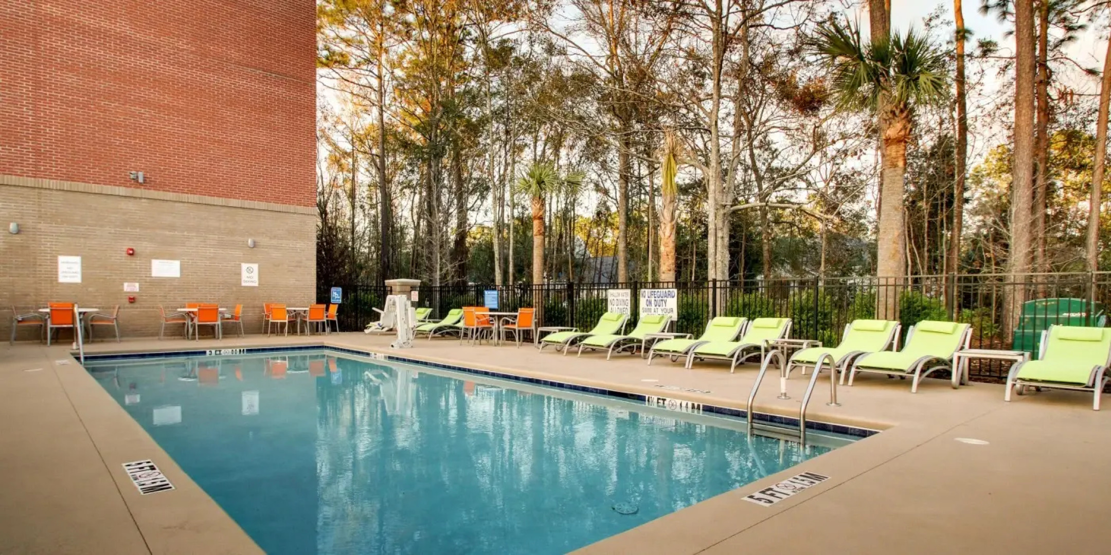 Holiday Inn Express & Suites Summerville by IHG